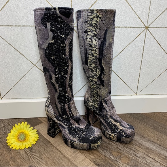 Anne Michelle Faux Snakeskin Knee High Square Toe Y2K Boots Size 7.5